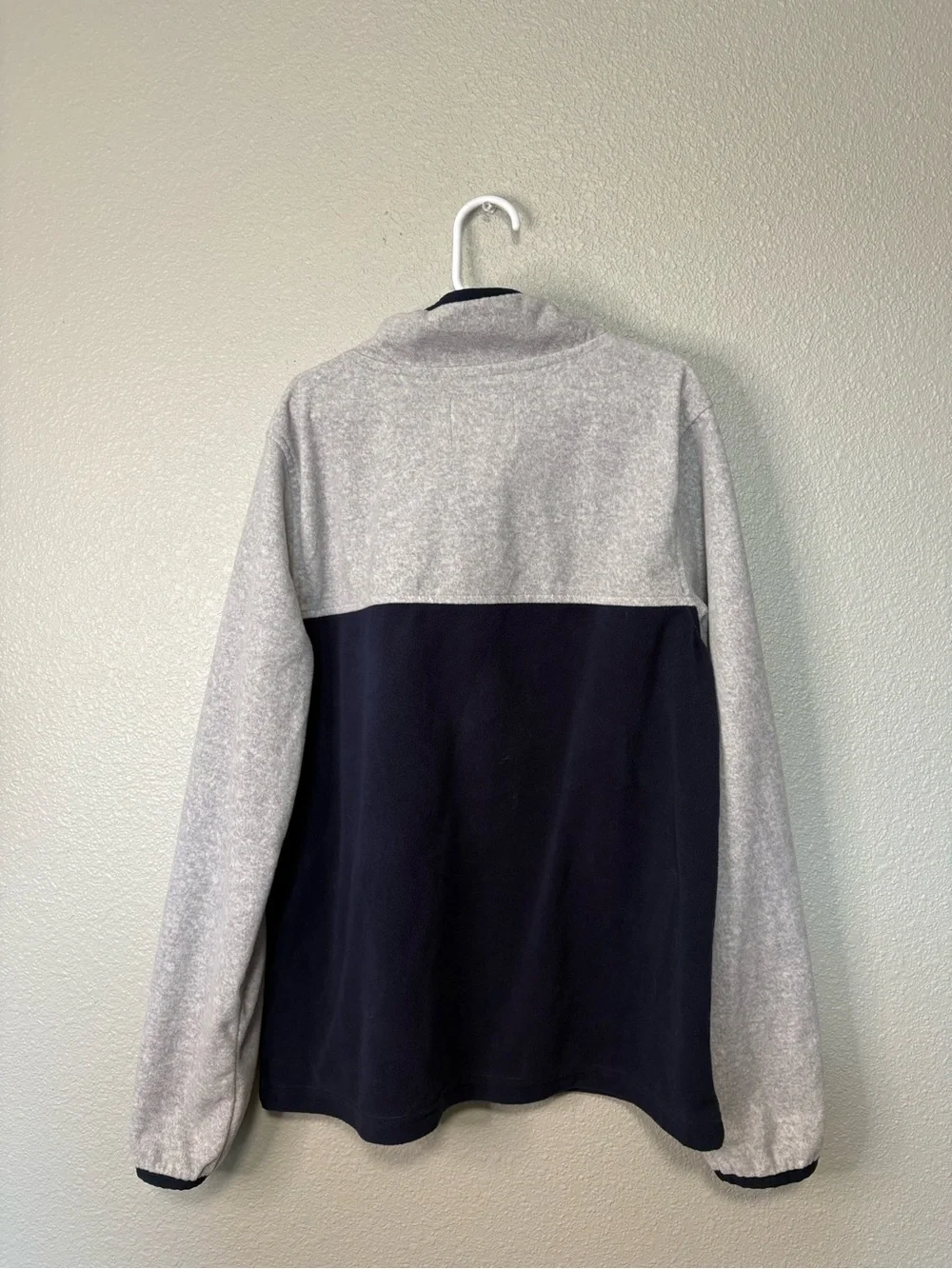 OshKosh B’gosh Boys Gray & Navy Quarter Zip Fleece Pullover Size 14
